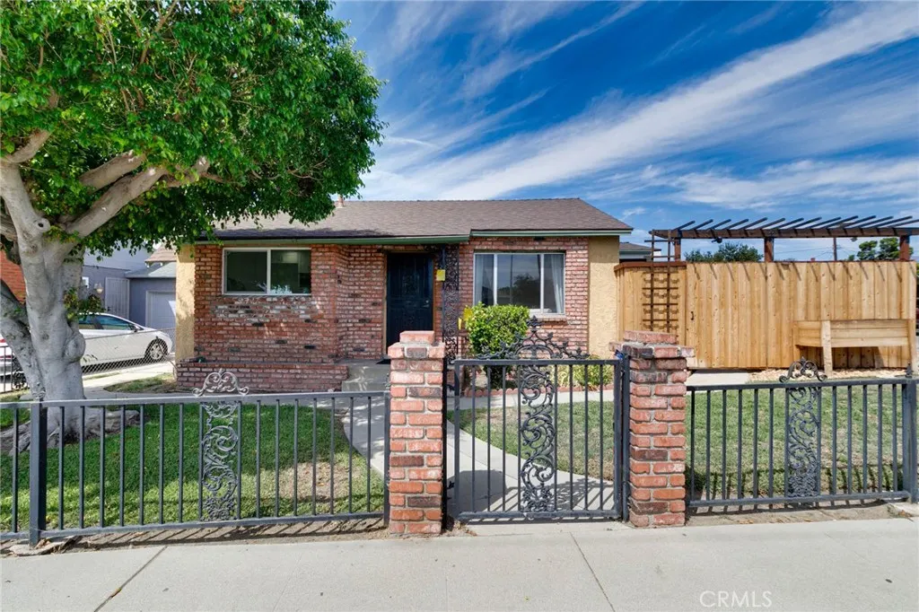 175 N San Gabriel Avenue
