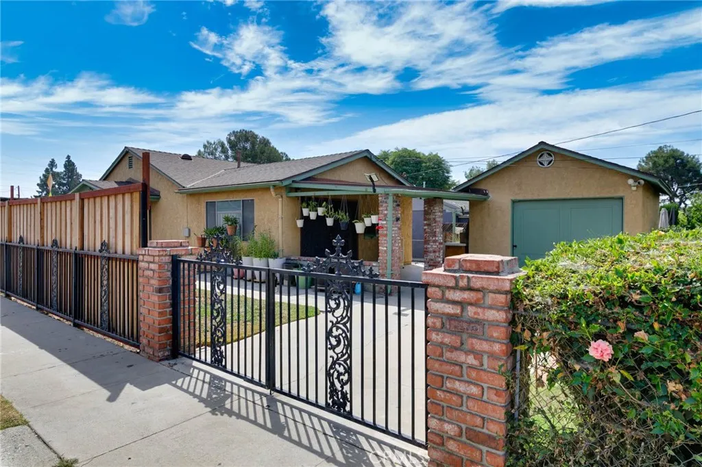 175 N San Gabriel Avenue