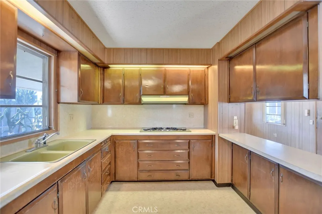 840 Foothill Blvd., #99