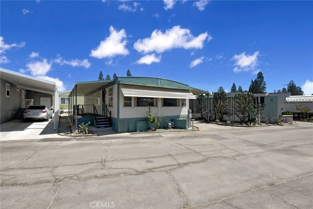 840 Foothill Blvd., #99