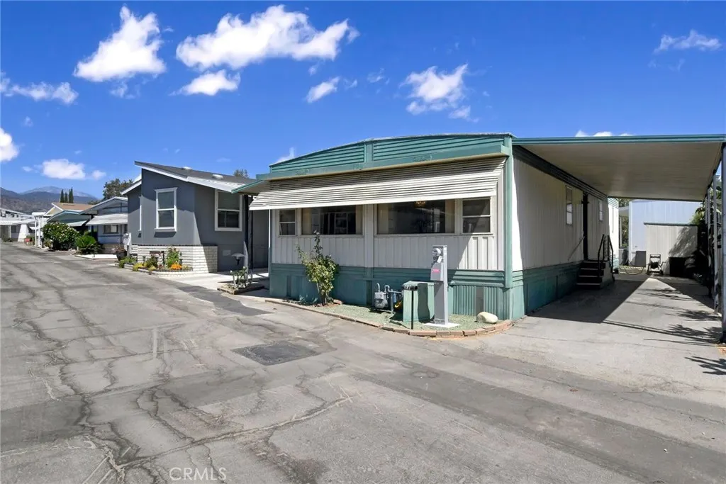 840 Foothill Blvd., #99