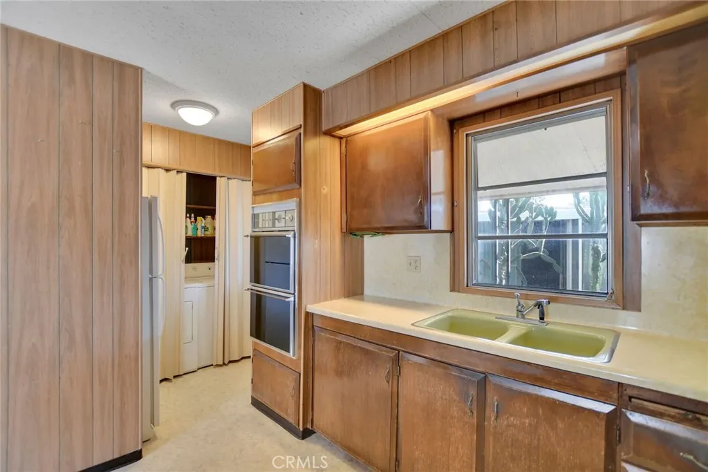 840 Foothill Blvd., #99