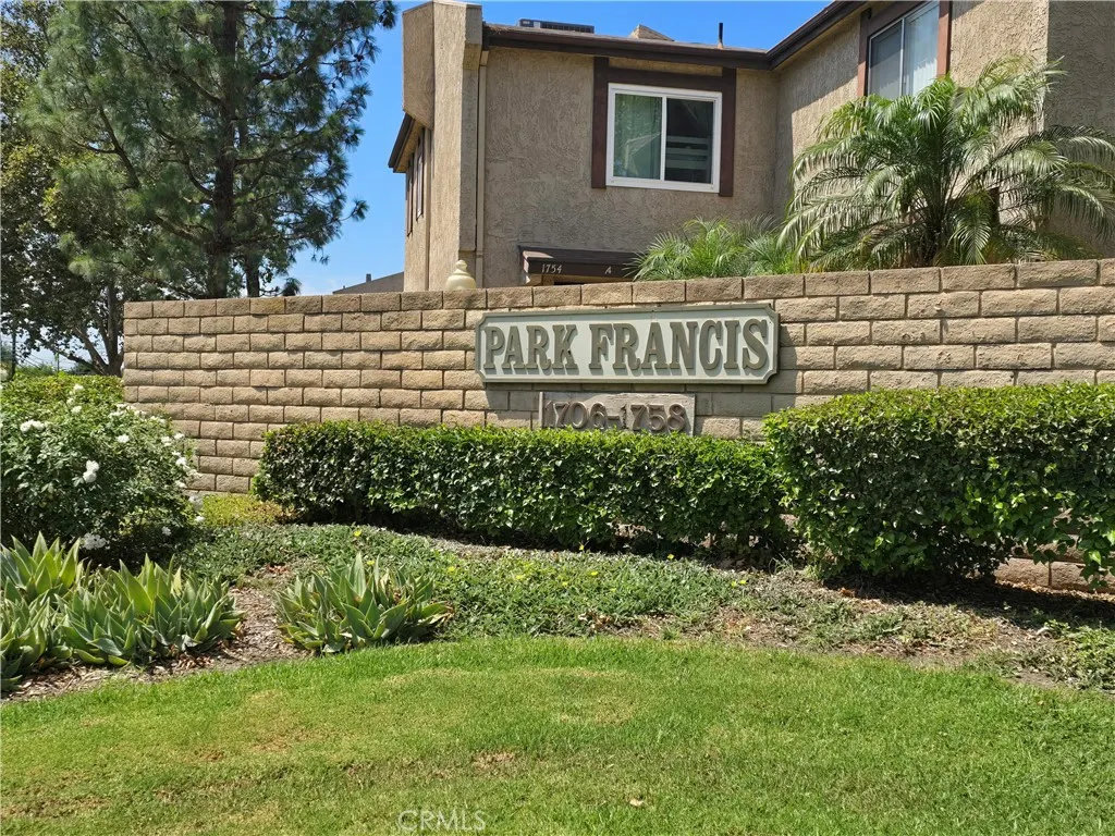 1726 S Mountain Avenue, #C