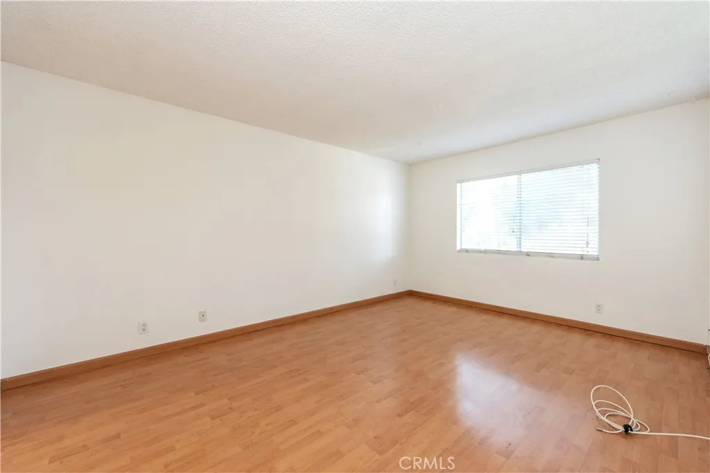 1704 Bridgeport