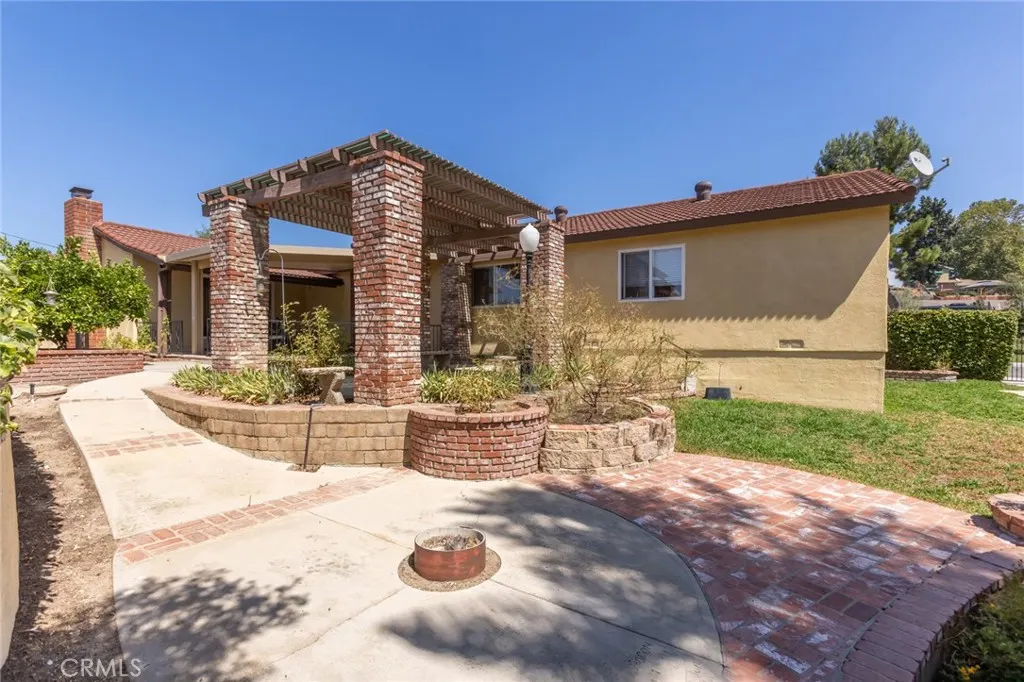 20030 Squire Drive