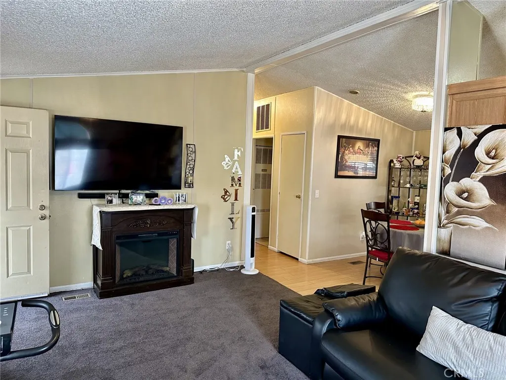1855 E Riverside Drive, #9