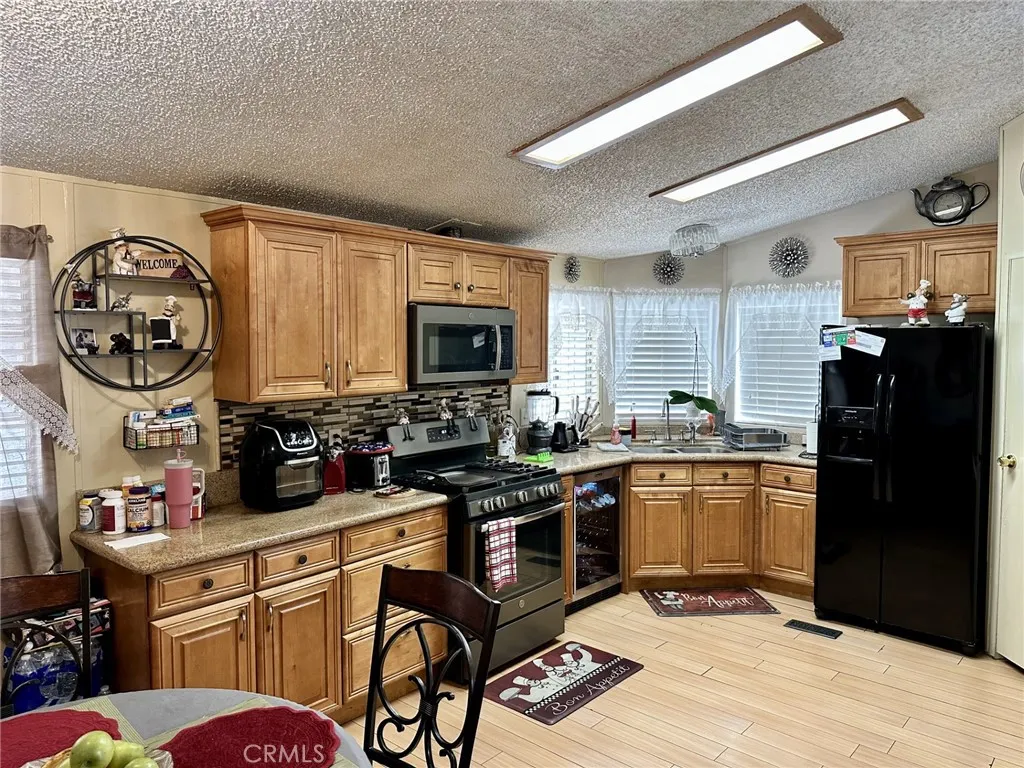 1855 E Riverside Drive, #9