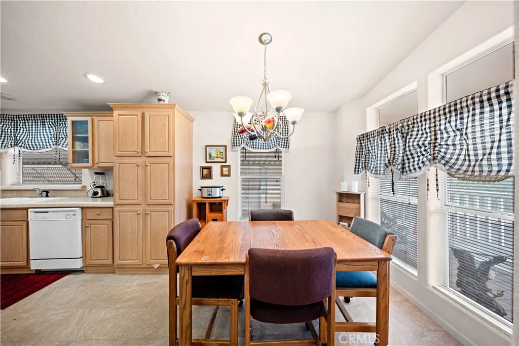 1245 W Cienega Avenue, #18