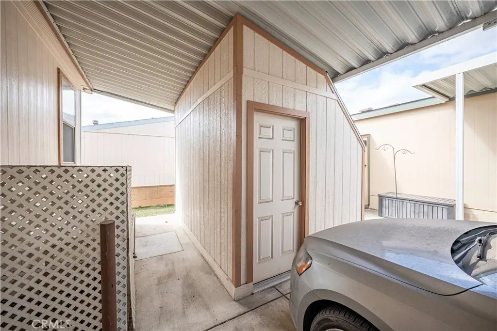 1245 W Cienega Avenue, #18