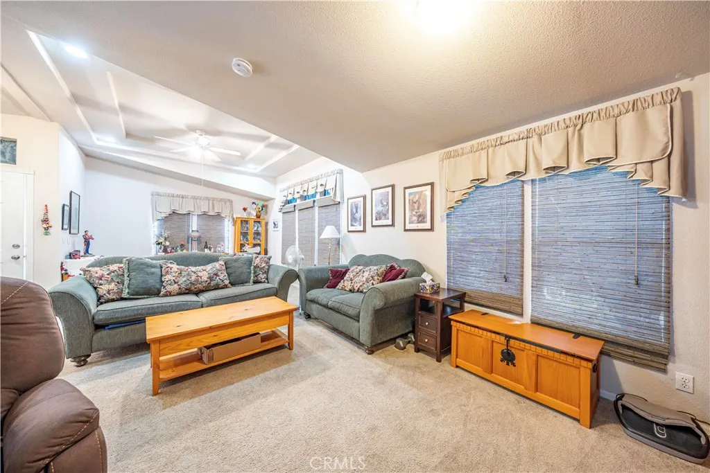 1245 W Cienega Avenue, #18