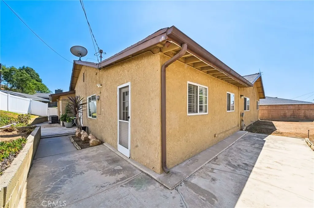 1219 S Concord Lane