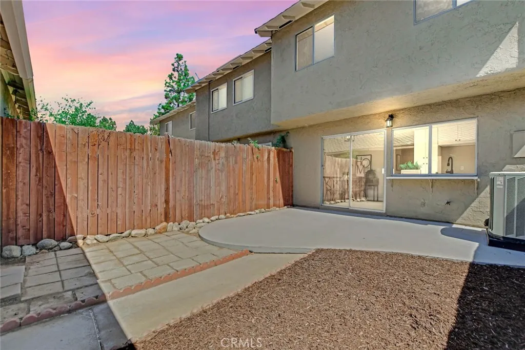 3810 Abbey Way