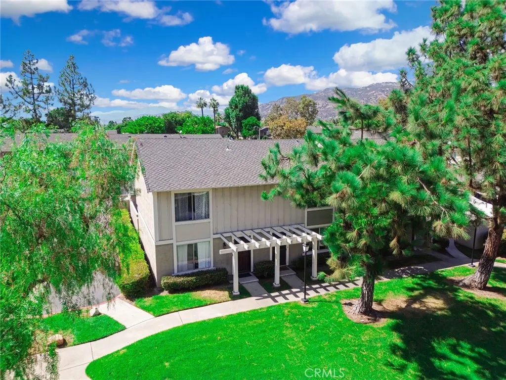 3810 Abbey Way