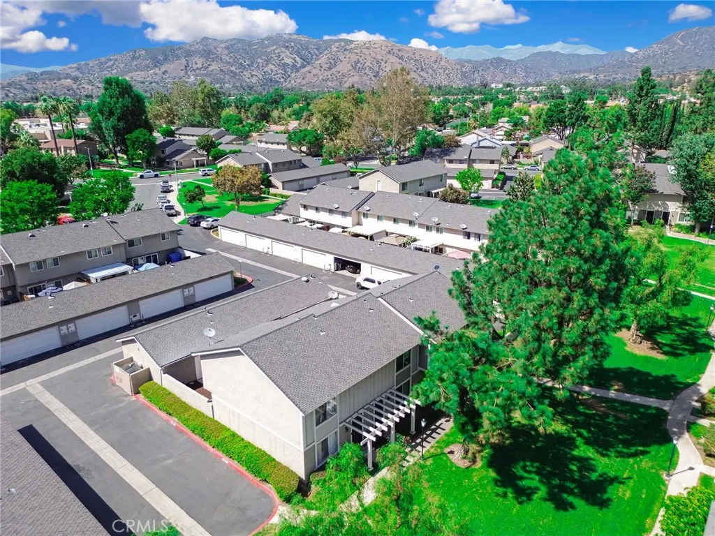 3810 Abbey Way