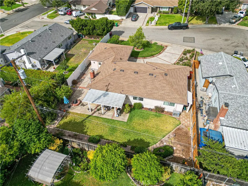 612 N Oceanbluff Avenue