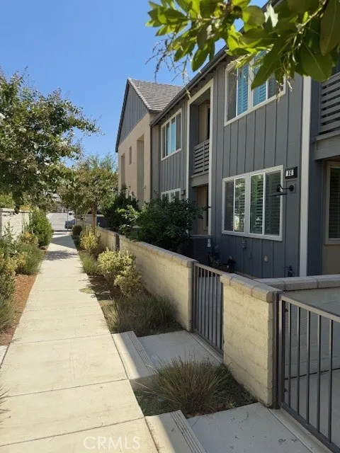 3905 S Oasis Paseo, #53