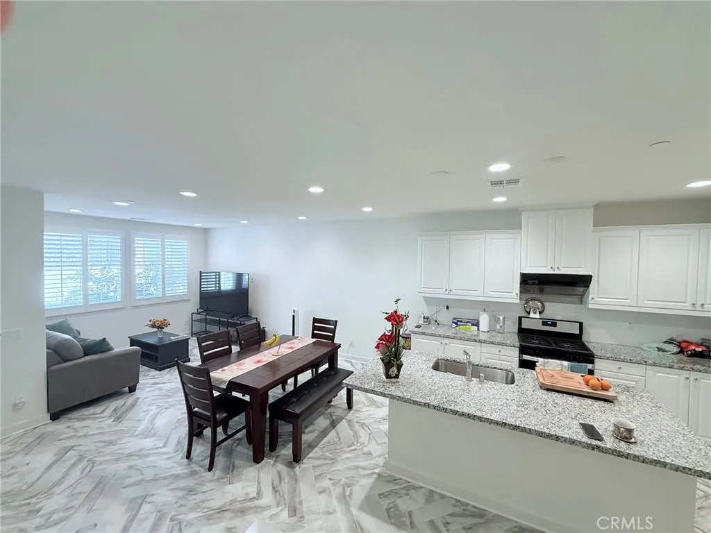 3905 S Oasis Paseo, #53