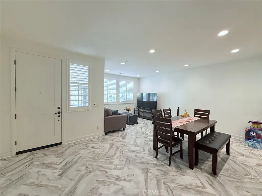 3905 S Oasis Paseo, #53