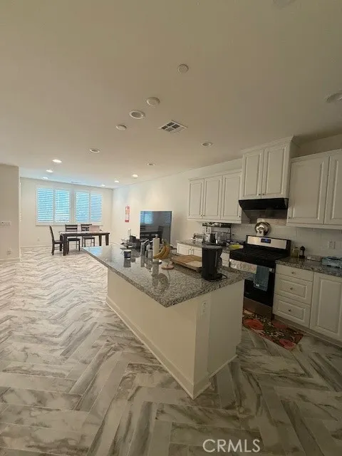 3905 S Oasis Paseo, #53