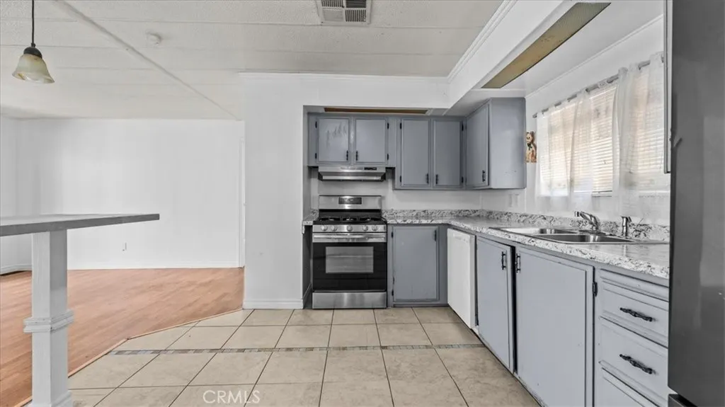 17350 Temple Avenue, #320