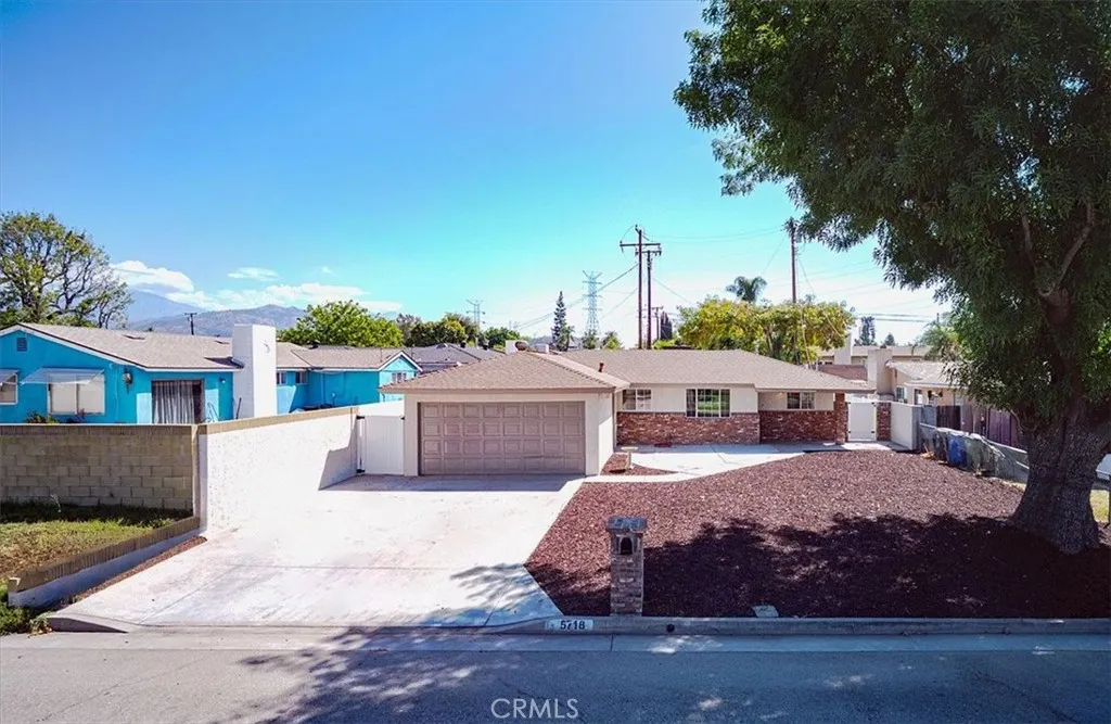 5718 N Galanto