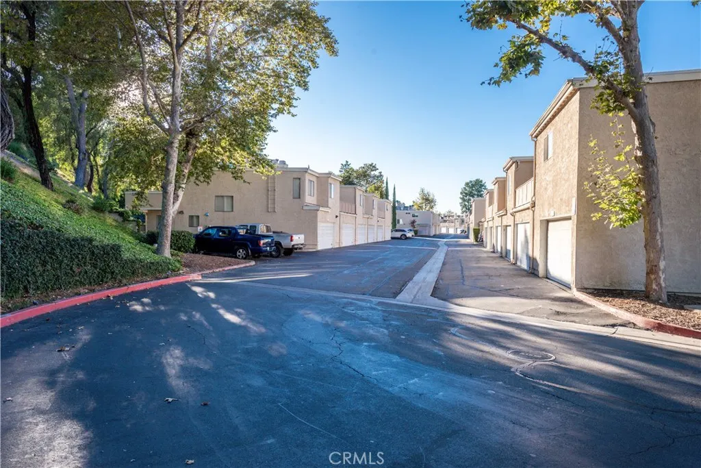 1512 Seneca Drive