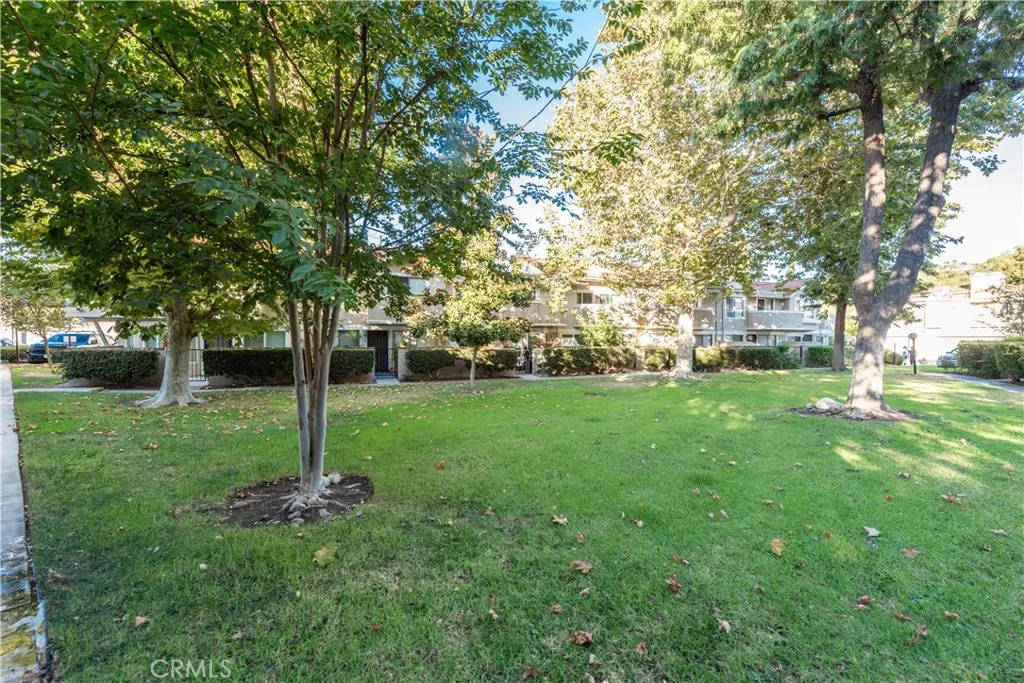 1512 Seneca Drive