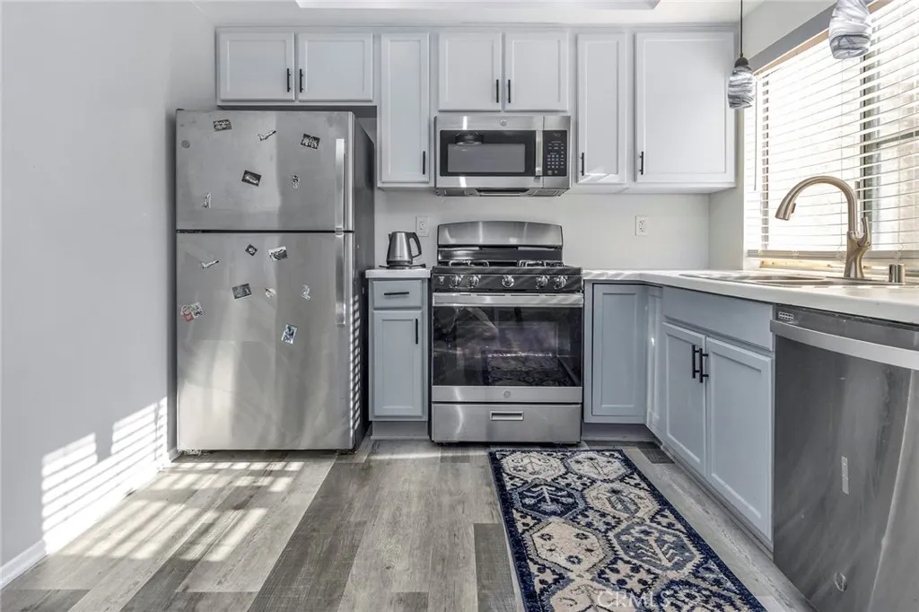 1255 Bonnie Glen Lane