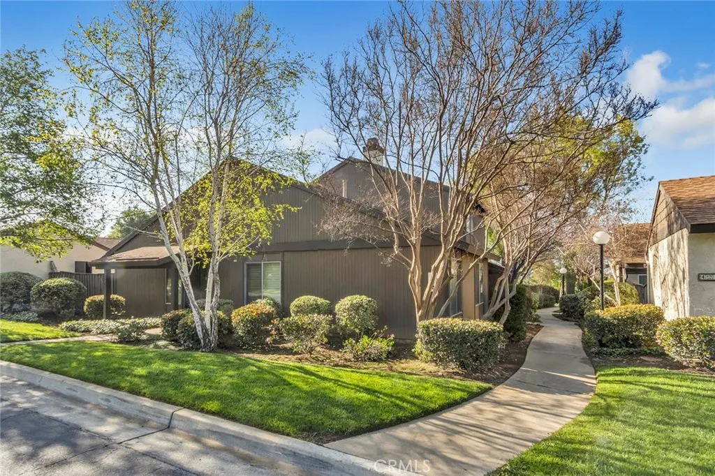 1255 Bonnie Glen Lane