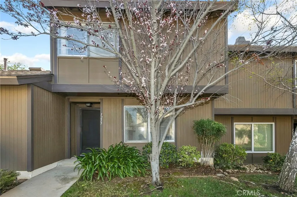 1255 Bonnie Glen Lane