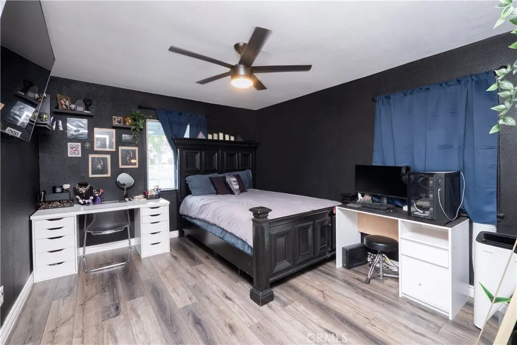 1630 N SAN ANTONIO