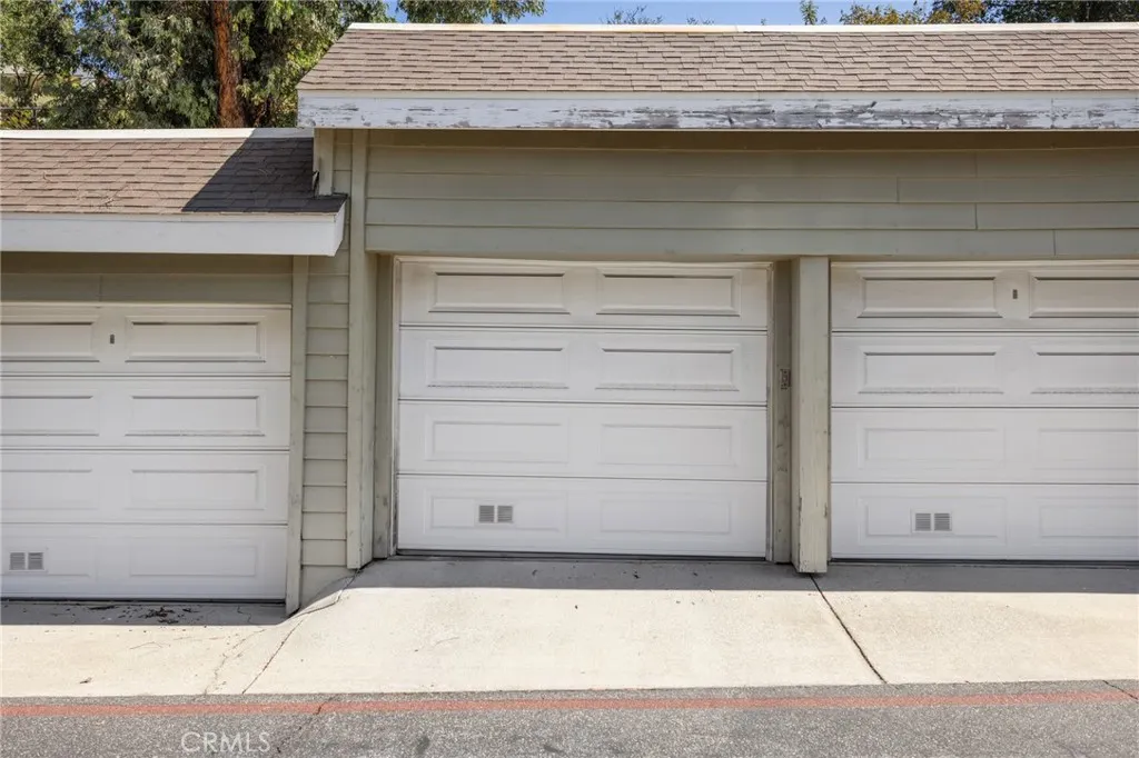 1053 Lakeview