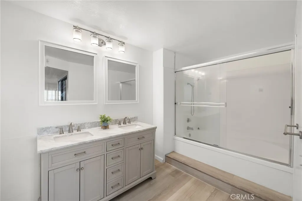 1053 Lakeview