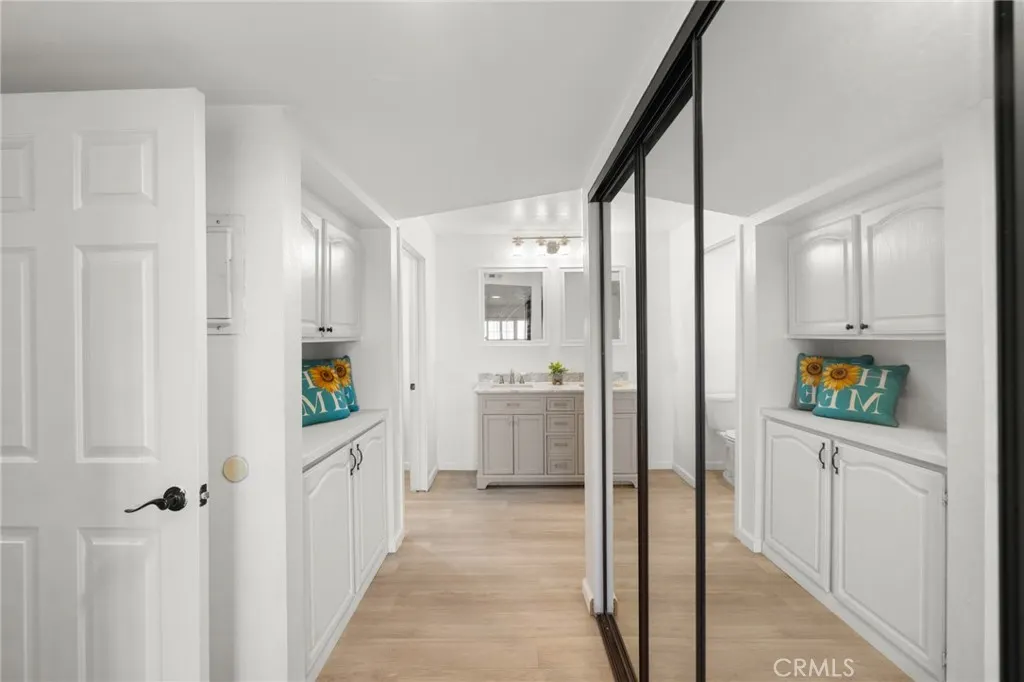 1053 Lakeview