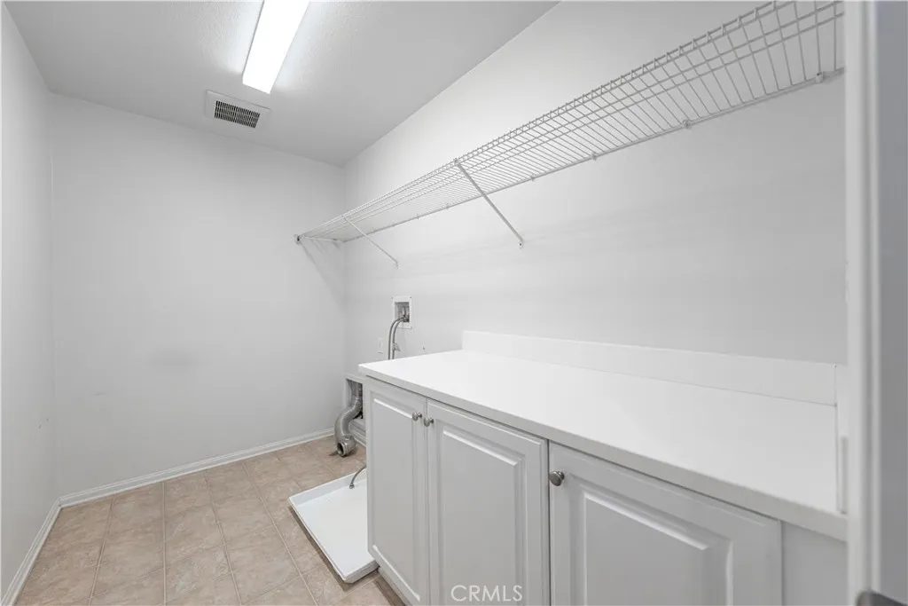 959 N Sunrise Lane, #A