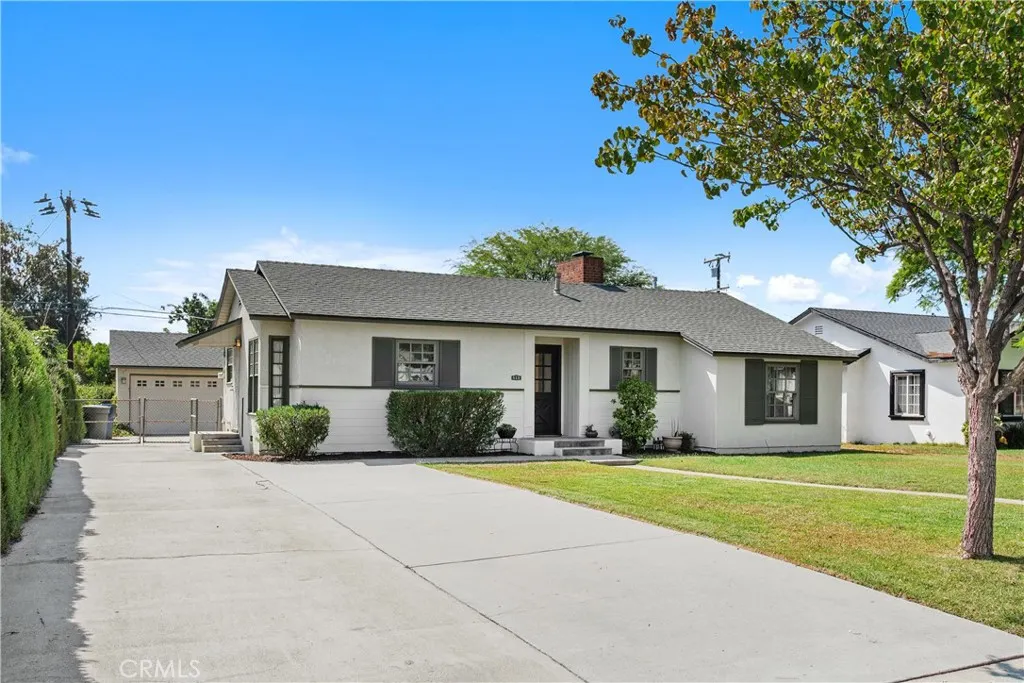 513 W Granada