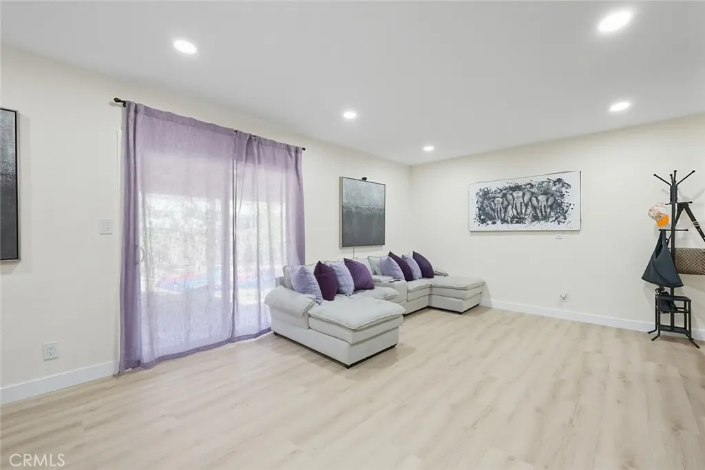 2527 Kellogg Park Drive