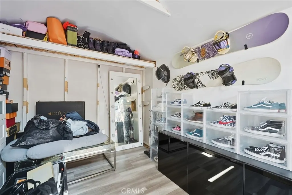 2527 Kellogg Park Drive