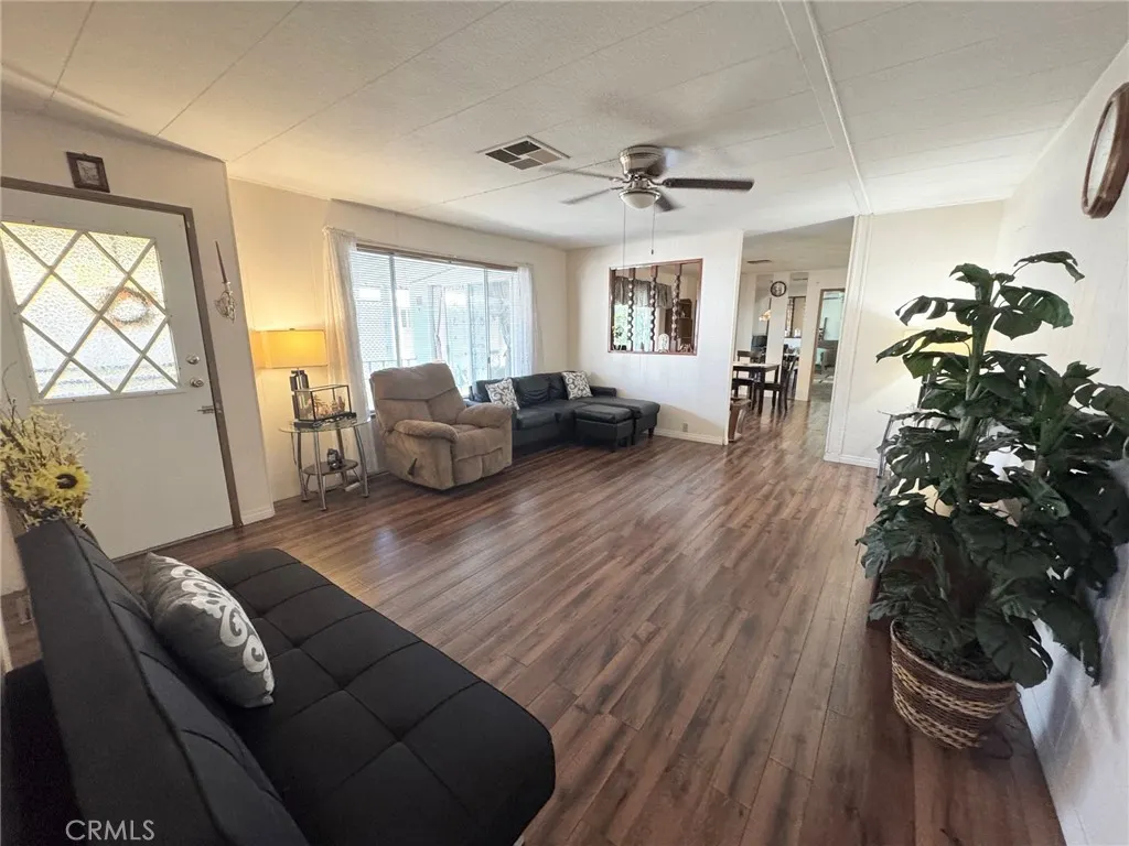 3945 Bradford, #39