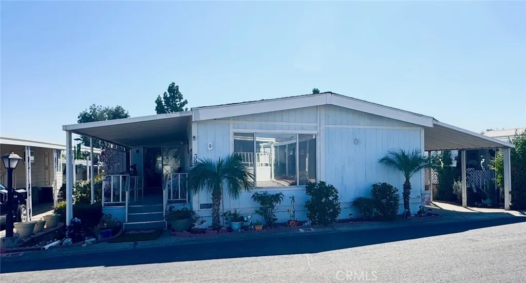 3945 Bradford, #39