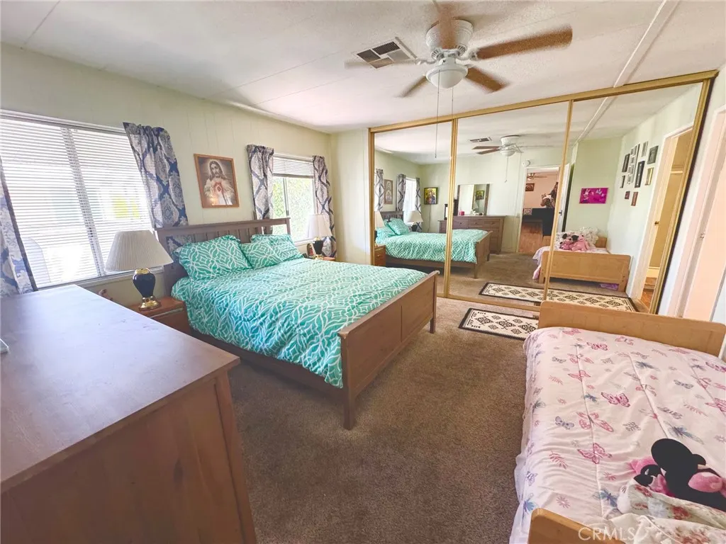 3945 Bradford, #39