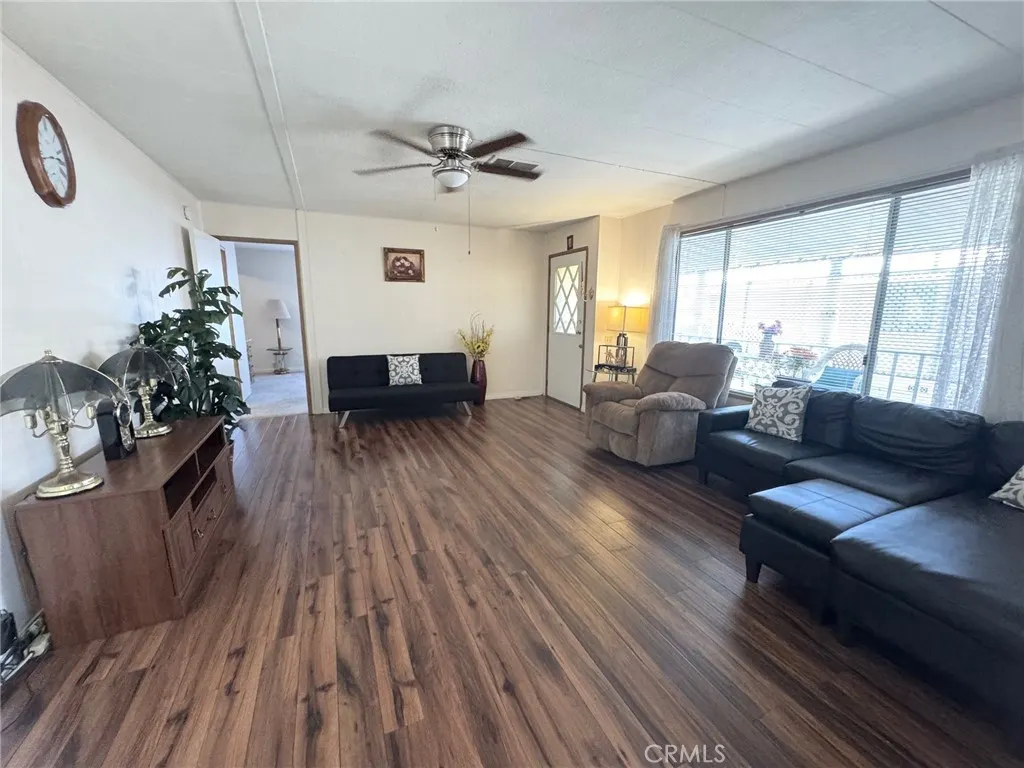3945 Bradford, #39