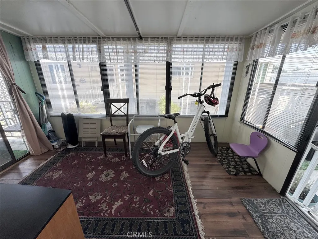 3945 Bradford, #39