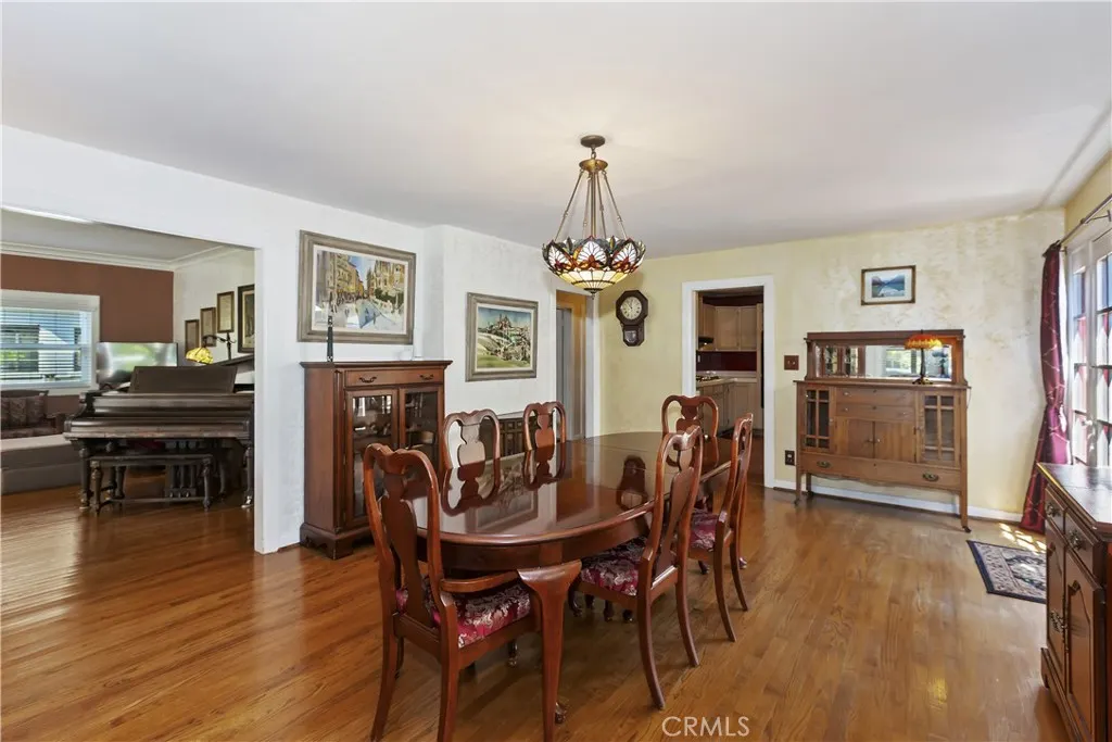 125 E H Street