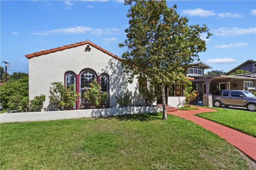 125 E H Street
