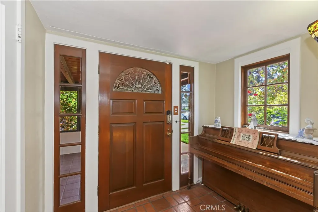 125 E H Street