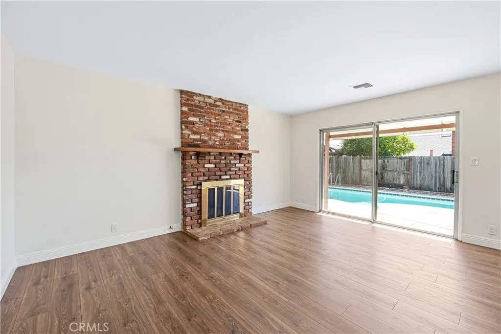 266 E Tudor Street