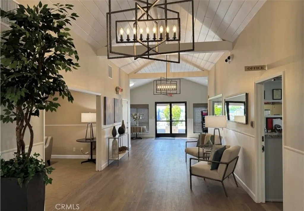 1245 W Cienega Avenue, #183