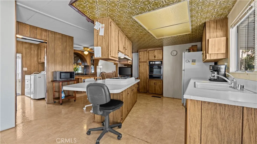 1245 W Cienega Avenue, #183