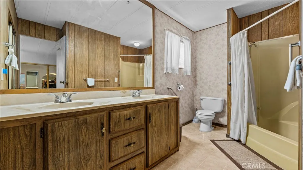 1245 W Cienega Avenue, #183